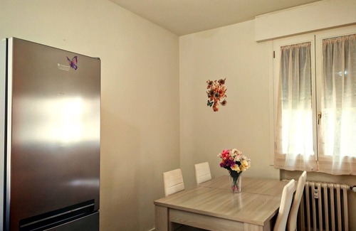 Malamocco Apartamento | Charming Apartment with Garden View in enchanting Venezia