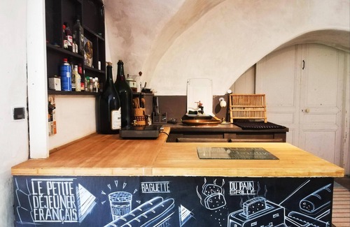 Fons-sur-Lussan Apartamento | Apartamento con encanto cerca de Uzès y Lussan