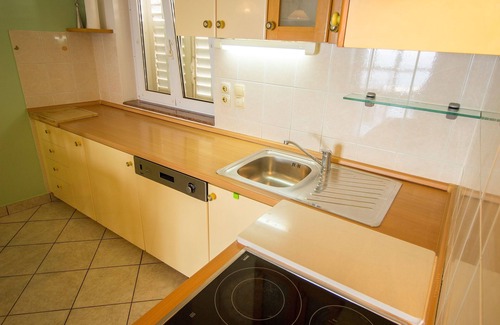 Borak Apartamento | Encantador apartamento para 6-8 personas, con vistas al mar.