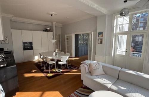 Frederiksberg C Apartamento | Charming Apartment in the Heart of Frederiksberg