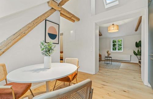 Ville Haute Apartamento | Charming Apartment in Historic Pafendall