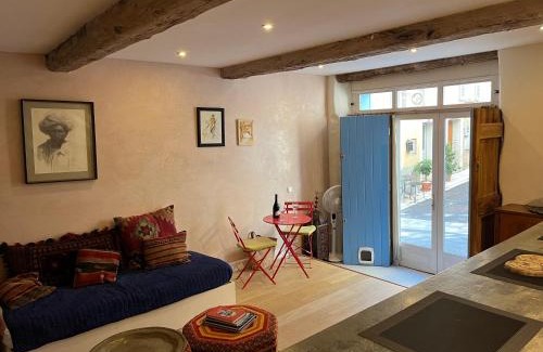 Valbonne Apartamento | Charming Apartment in the heart of Valbonne Village