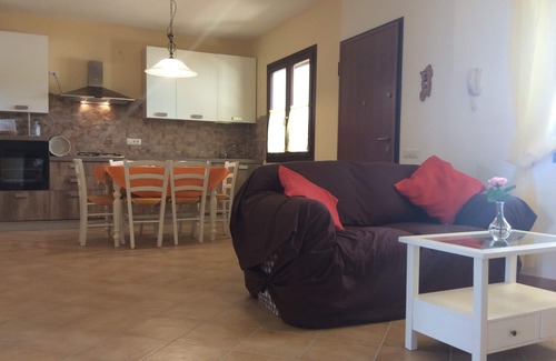Villaputzu Apartamento | Encantador apartamento en la ladera de la montaña cerca del mar