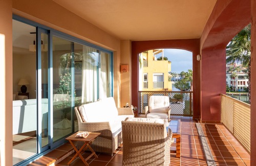 Sotogrande Apartamento | Charming apartment / Precioso apartamento en la Marina del Puerto de Sotogrande.