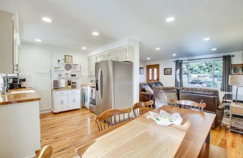 Arlington Casa | Charming Arlington Home with Hot Tub and Fenced Yard!
