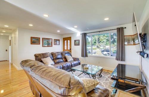 Arlington Casa | Charming Arlington Home with Hot Tub and Fenced Yard!