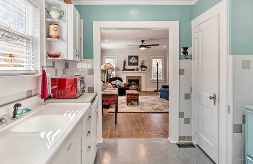 Westside Casa | Charming Atlanta Retreat w/ Grill & Fire Pit!