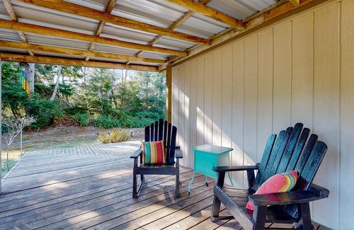 Ocean Park Casa | Charming Bay Front Privacy.