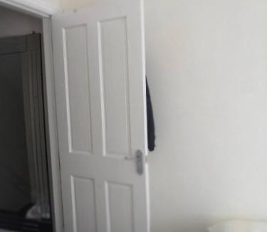 Bradford Casa | Charming Bradford Room to Rent with Shared Facilities