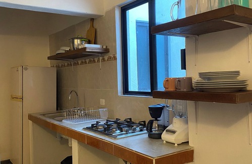 Los Ayala Casa | Charming bungalow in Los Ayala with AC, kitchen and 2 blocks from beach area