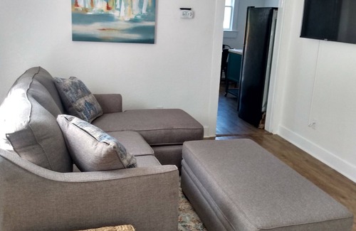 Sanford Casa | Charming bungalow in Sanford's historical district