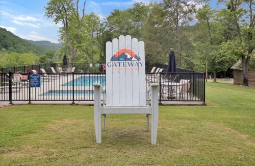Gatlinburg - Pigeon Forge Chalet De Esquí | Charming Cabin near Smoky Mountains