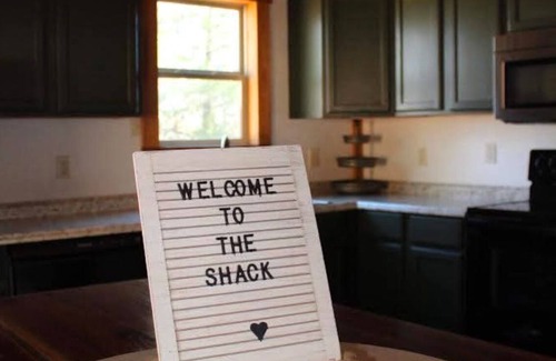 Guin Cabina | Charming cabin with outdoor soaking tub