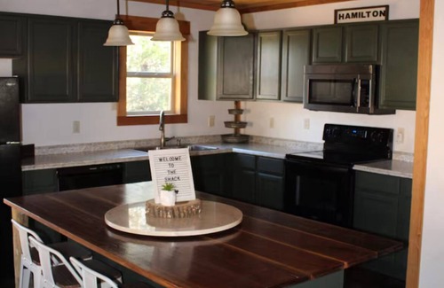 Guin Cabina | Charming cabin with outdoor soaking tub