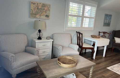 Olde Town Apartamento | Charming carriage house in the heart of Old Town Bluffton!