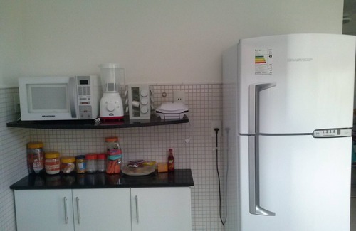 Joao Fernandes Casa | Encantador chalet en João Fernandes, comunidad cerrada y cerca de la playa.