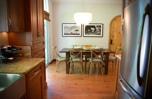 Yountville Casa | Encantador, cómodo y tranquilo vecindario que vive en el corazón de Yountville.