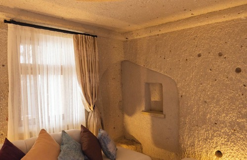 Uchisar Apartamento | Charming Corner Cave Suite 103