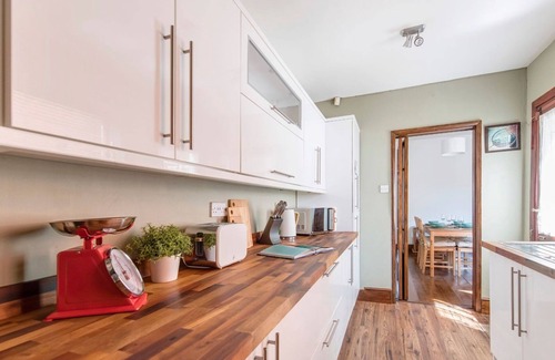 Bramcote Casa | Charming & Cosy Home | Free Wi-Fi & Great Location