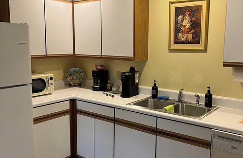 Lucas Cabaña | Charming Cottage Double only minutes from Malabar Farm & Pleasant Hill Lake!