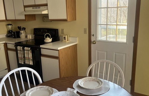 Lucas Cabaña | Charming Cottage Double only minutes from Malabar Farm & Pleasant Hill Lake!