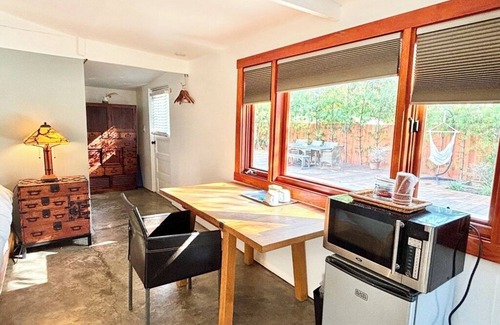 Bungalow Heaven Cabaña | Charming Cottage in Bungalow Heaven Pasadena Minutes to Rosebowl