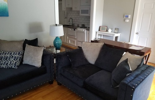Morganton Cabaña | Charming Cottage in the Foothills with Additional Parking