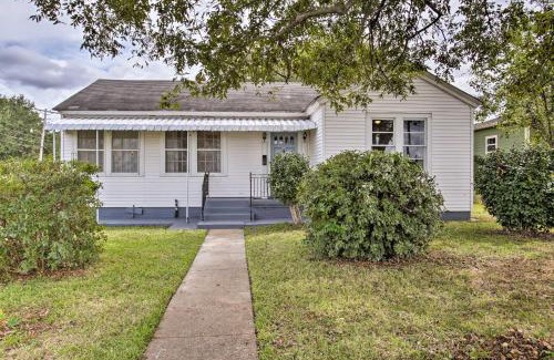 Natchez Casa | Charming Cottage with Mississippi River Views!