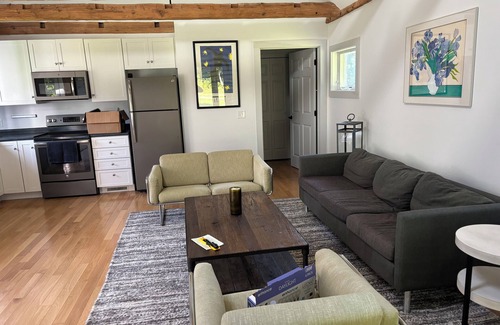 Nelson Casa | Charming country guest house with 1 bedroom and loft, WiFi, AC in lovely Nelson