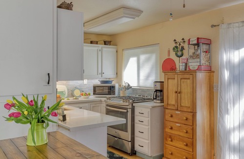 Kenwood Casa | Encantadora casa de campo ubicada en Kenwood Village, el corazón de la región vinícola.