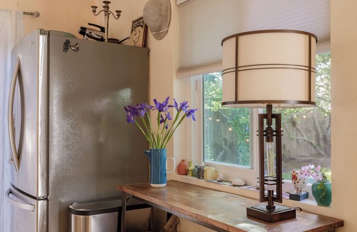 Kenwood Casa | Encantadora casa de campo ubicada en Kenwood Village, el corazón de la región vinícola.