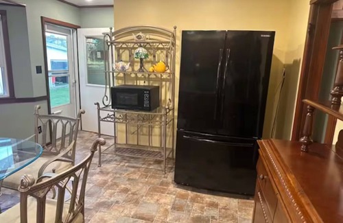 Ardmore Otro | Charming Country Home Peaceful Setting between Huntsville AL and Nashville TN.