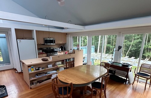Clinton Casa | Charming country retreat. Minutes away from the beach. A perfect getaway!