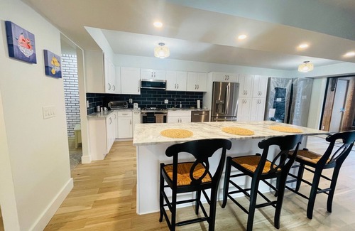 Columbia Condominio | Charming Cozy Modern 2-Bedroom condo