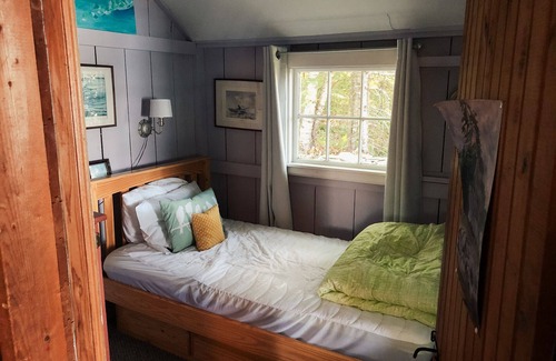 South Thomaston Cabaña | Casa amarilla con unas vistas impresionantes sobre Pleasant Beach, en South Thomaston, Maine