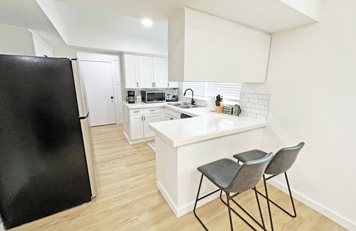 Northwest Dallas Casa | Charming Dallas Retreat-5 Chic Bedroom Gem