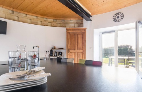 Turqueville Cabaña | Encantadora casa independiente con jardín vallado y se aceptan mascotas
