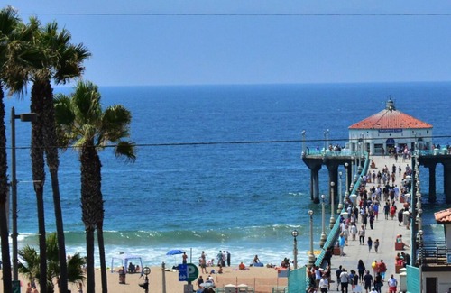 The Strand Apartamento | Charming downstairs studio in amazing Manhattan Beach, 2 blocks from the beach
