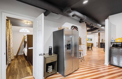 South Louisville Casa | Charming Dual-Unit Retreat Near Churchill Downs – Separate Kitchens & Patios!