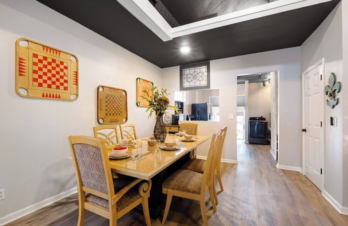 South Louisville Casa | Charming Dual-Unit Retreat Near Churchill Downs – Separate Kitchens & Patios!