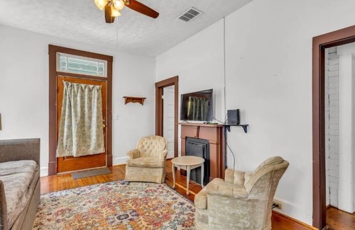 Columbus Casa | Charming Duplex in Historic District
