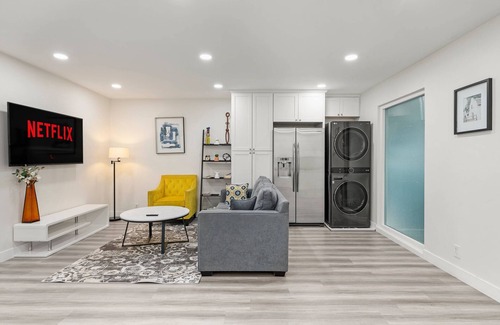Altadena Apartamento | Charming Elegant Retreat in the San Gabriel Valley