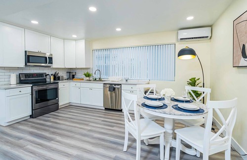 Altadena Apartamento | Charming Elegant Retreat in the San Gabriel Valley