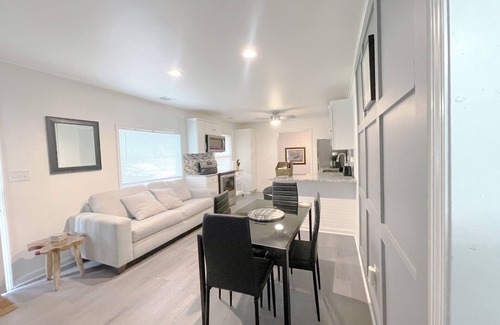 Church Street Casa | Charming family friendly 3-bedroom home in Atlanta with monthly specials