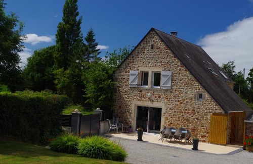 Biniville Cabaña | Casa rural con jardín, terraza y sala de juegos, corazón del Cotentin, mascotas bienvenidas