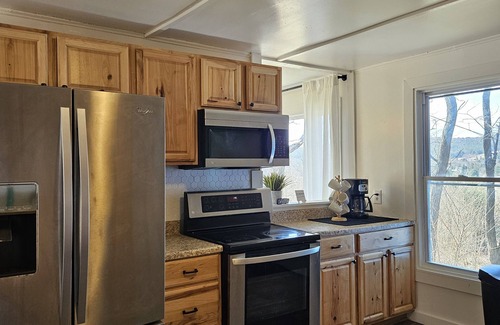 Oneonta Otro | Charming Farmhouse in Oneonta, NY, 2 Mins away from Cooperstown All Star Village