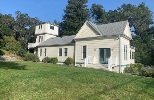 Geyserville Otro | Charming Farmhouse in the heart of Alexander Valley
