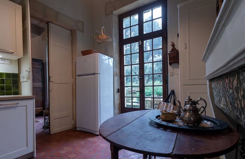 Saint-Etienne-du-Gres Casa | Charming 18th century farmhouse and exceptional garden near Saint Rémy de Provence