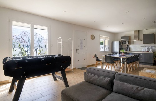 Saint-Medard-en-Jalles Casa | Charming Bordelais pavilion (full accommodation)