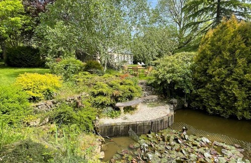 Saint-Pierre-des-Loges Cabaña | Casa independiente con jardín privado, cerca del bosque y actividades al aire libre